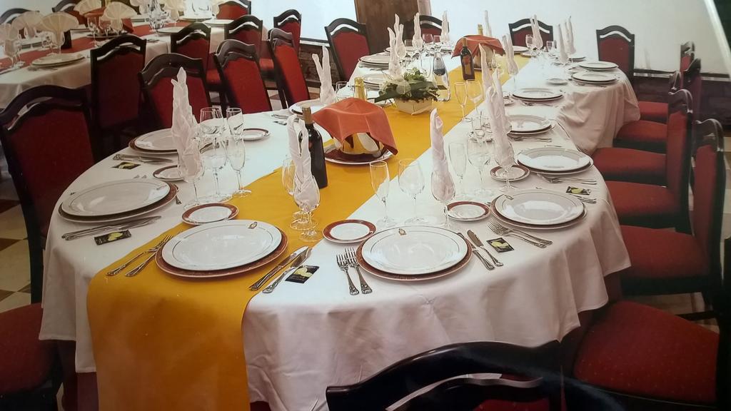 Aph Infanta Mercedes La Bañeza 部屋 写真