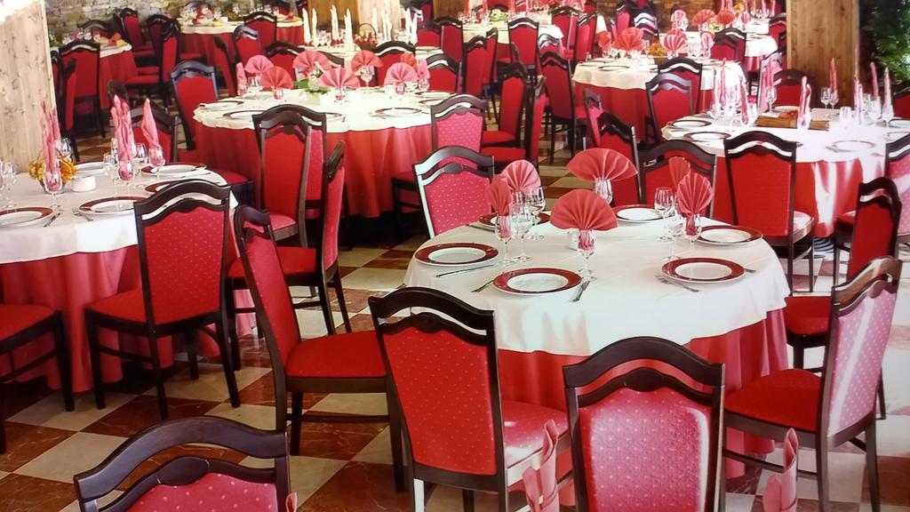 Aph Infanta Mercedes La Bañeza 部屋 写真